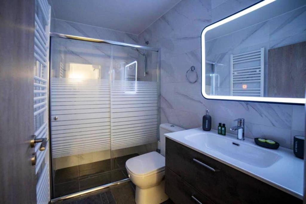 Brand New Aprt With Backyard In Lycabettus Hill ! Lejlighed Athen Eksteriør billede