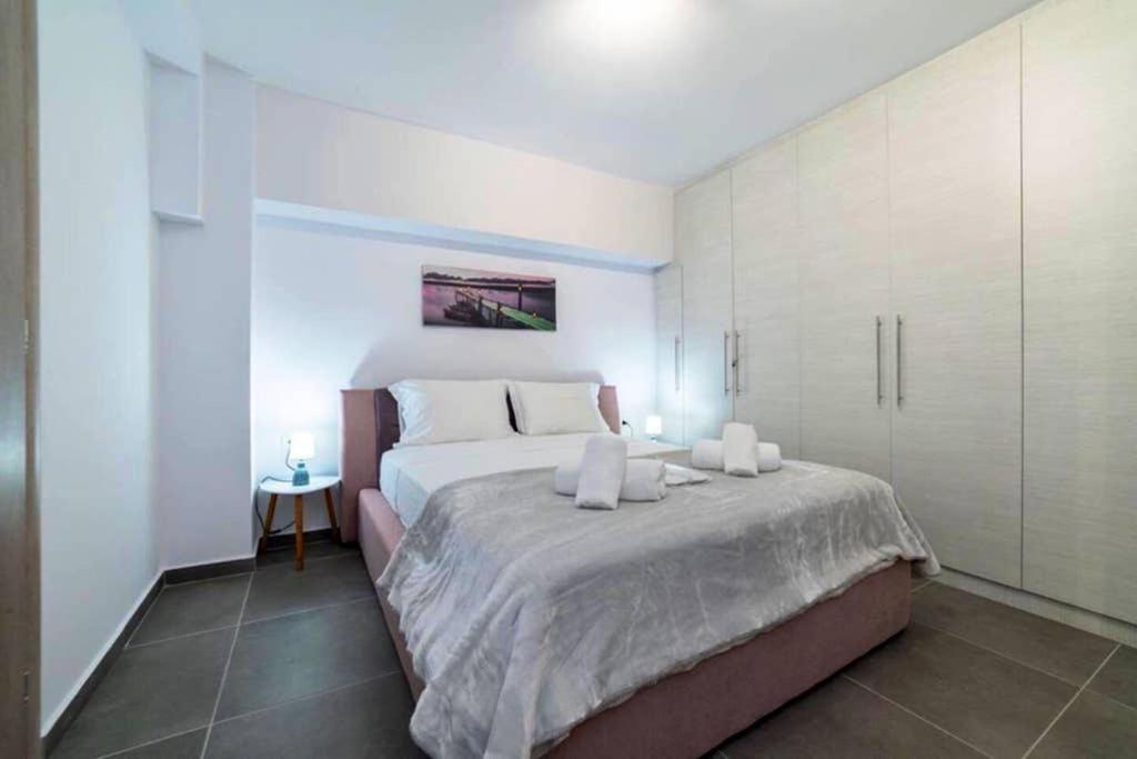 Brand New Aprt With Backyard In Lycabettus Hill ! Lejlighed Athen Eksteriør billede